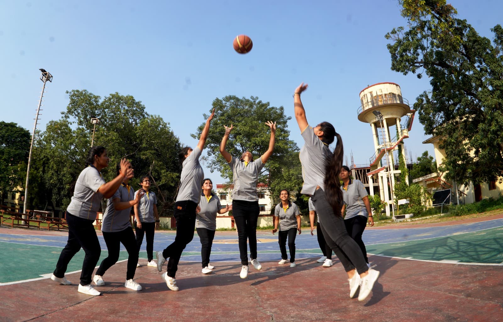 Sunbeam Women’s College, Varuna College Images photo 5